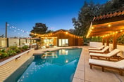La Jolla Hillside• Poolside Paradise