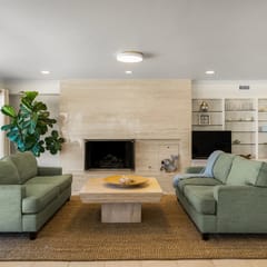 4BR/3BA Retreat w/ Stunning Views & Kayaks