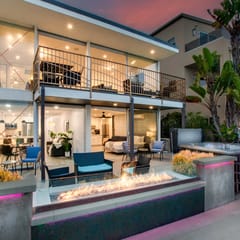 Bay View Condo with Private Balcony, Shared Hot Tub & Indoor Fireplace – Mission Beach