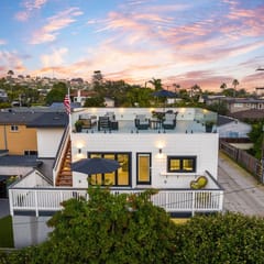 Brand New, Ocean/City Views, 2 Decks, AC, Parking!