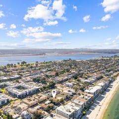 Charming Pacific Beach Townhome | Walk to the Bay | 2 Bed, 2 Bath