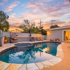 Del-PrimeGetaway2Beach|A/C|Sleeps 10 |Pool+Jacuzzi+ADU