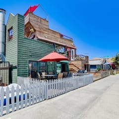 Mission Bayfront | 1 Sec to Beach | 3 Decks