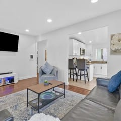 Steps to Ocean Beach & Newport Ave|Private Parking|Fire Pit|Games