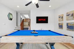 4BR Pool and Fast WiFi Fifteen Min to SD - Image 2