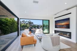 Central Lux Pool Estate •Views•Fireworks•Sleeps 14 - Image 4