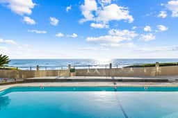 Charming Coastal Retreat in Solana Beach - Image 5