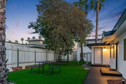 Coastal 2BR Escape with High-Speed WiFi - Image 2