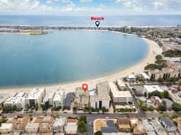 Crown Point 3BR | Bay & Beach View | Parking | W/D - Image 3