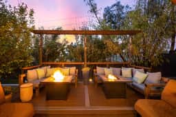 Family Retreat with Pickleball and Fire Pit - Image 2