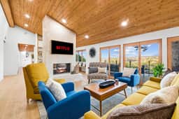 La Jolla Hillside• Poolside Paradise - Image 3