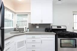 Mission Beach 2BR | Patio, BBQ & Beach Steps - Image 5