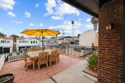 Sunny San Clemente Stay | Walk to Shore | Upper Deck - Image 2