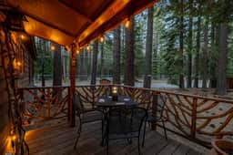 The Cozy Cub Cabin – 7 Min to Lake - Image 2