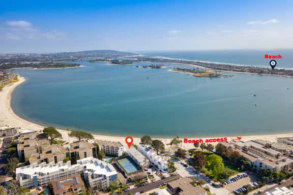 Bayfront Oasis Near Boardwalk and Water - Image 1
