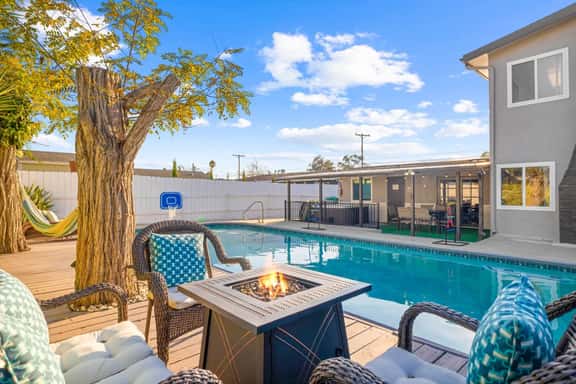 Tranquil Escape Pool Hot Tub Game Room - Image 1