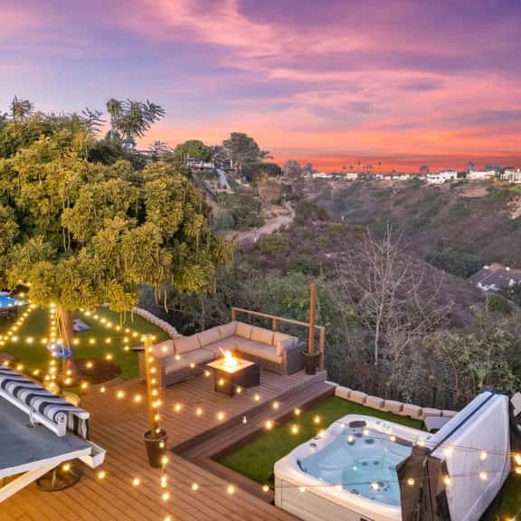 Hot Tub and Patio at Clairemont 4BR - Image 1