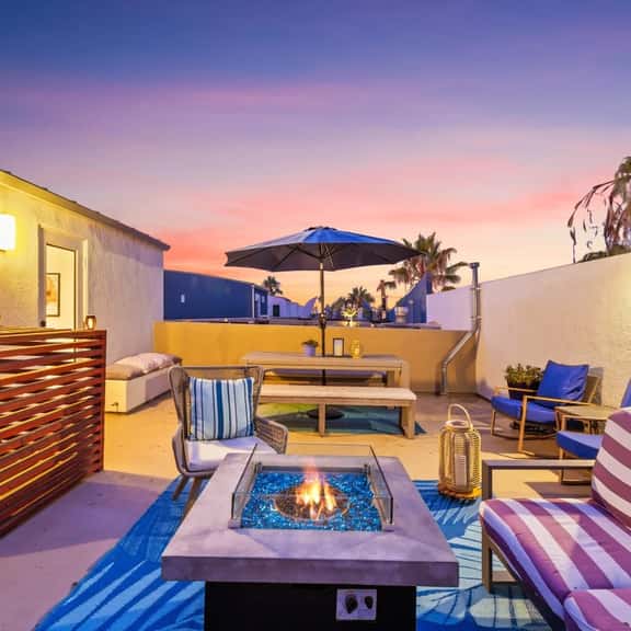 Luxury Beachside Escape • Rooftop Deck with Panoramic Views - Image 1