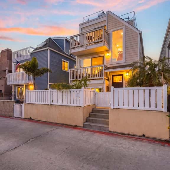 Steps to the Bay + Beach | Mission Beach Escape - Image 1