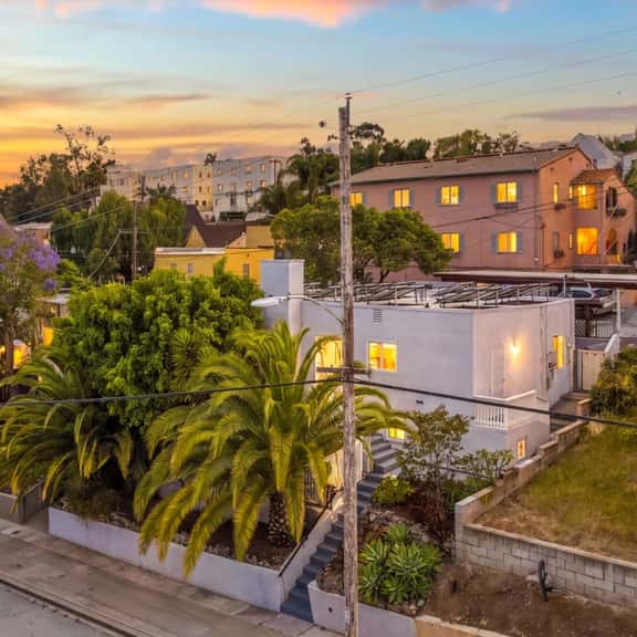 Trendy North Park Bungalow: Steps to Balboa Park - Image 1