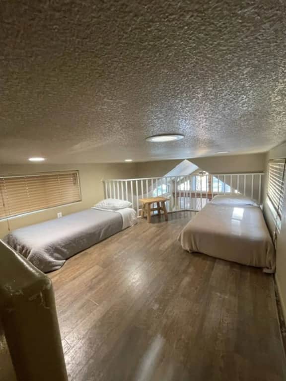 Cedar Pines Double Loft Cabin - Image 2