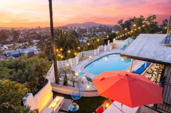 Golden Hour Bliss: Pool, Hot Tub & Firepit - Image 4
