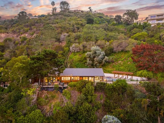 La Jolla Hillside• Poolside Paradise - Image 4