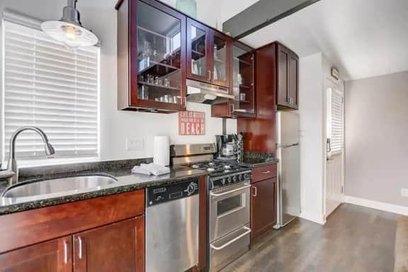Luxury/Cozy/Private Pacific Beach Retreat for 2! - Image 4