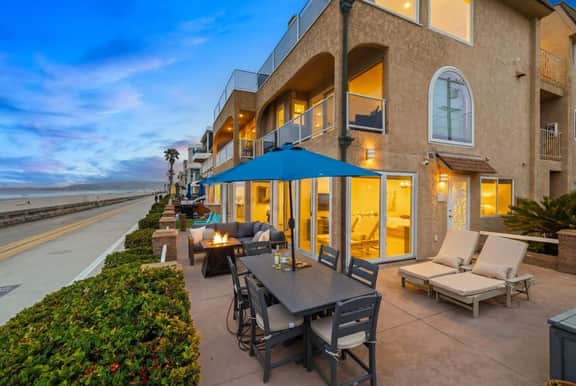 Oceanfront Luxury, Large Patio, All Glass, Garage - Image 4