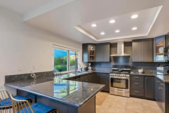 OSide Private PoolHome 4bed/3Bth - Image 5