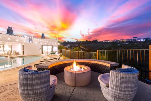 Sleeps 16+ • Pool & Spa • Ocean View Rooftop - Image 5