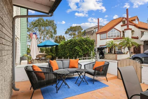 South Mission Beach San Diego Vacation Rental – 3BR Home with Private Patio, Garage Parking & Steps to the Beach - Image 4