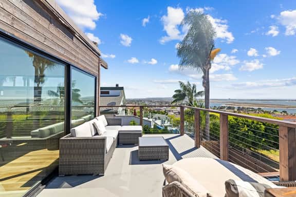 Your Private Pickleball & Jacuzzi Escape, with Ocean-View Fireplace Lounge - Image 4