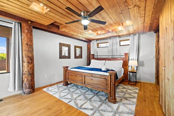 Your Private Pickleball & Jacuzzi Escape, with Ocean-View Fireplace Lounge - Image 3